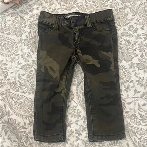 Baby’s Camo stretchy pants